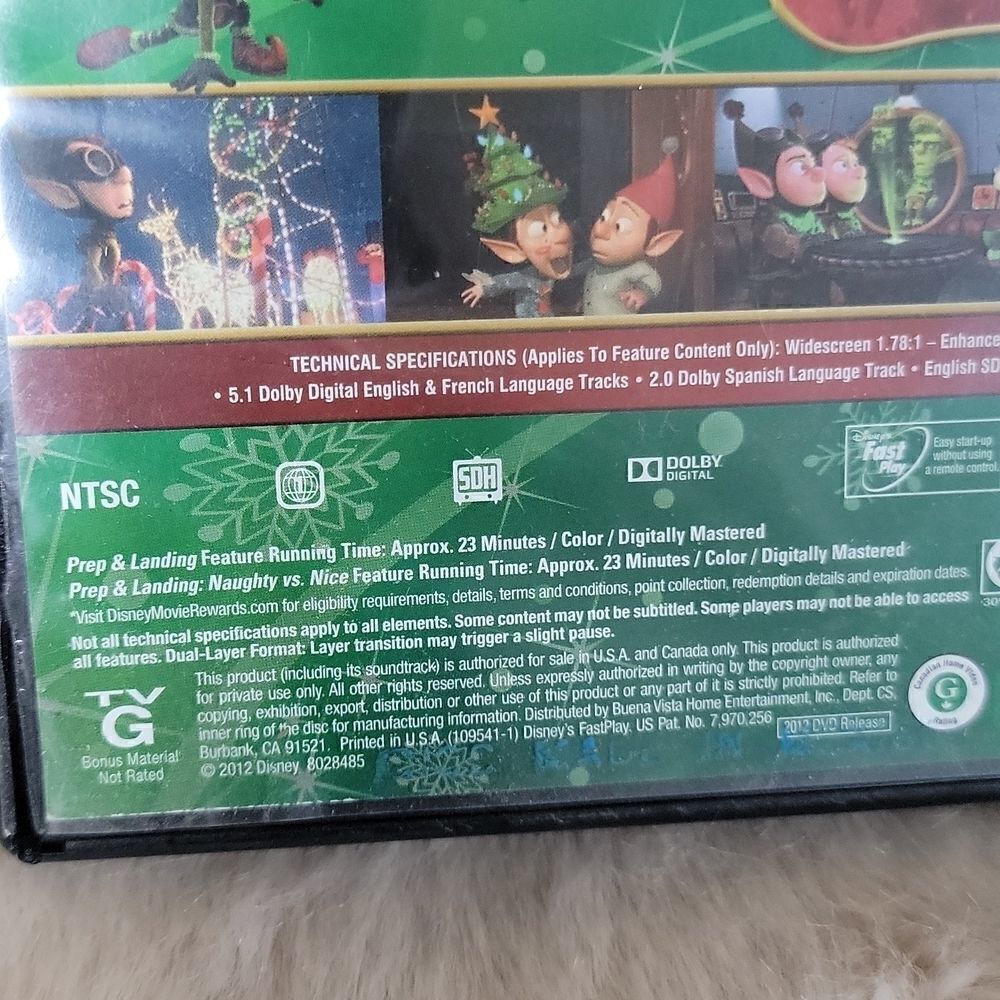 DISNEY PREP & LANDING 2 HOLIDAY ADVENTURES DISC COLLECTION - Picture 6 of 8